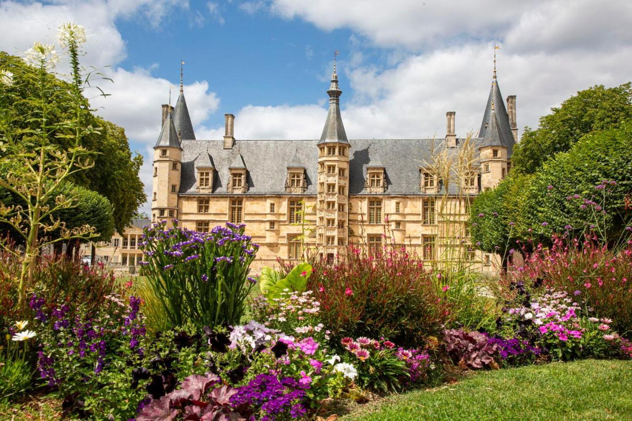 Camping De Nevers Exterior photo